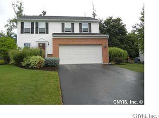 129 Festa Fairway Ln, Baldwinsville, NY 13027