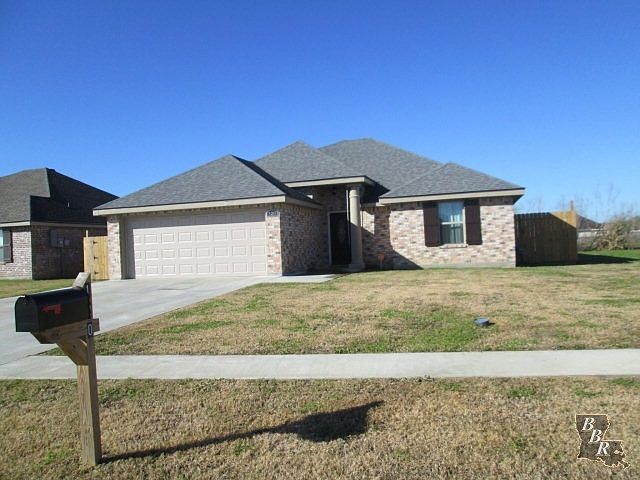 1st image of 422 Galvez Ln
