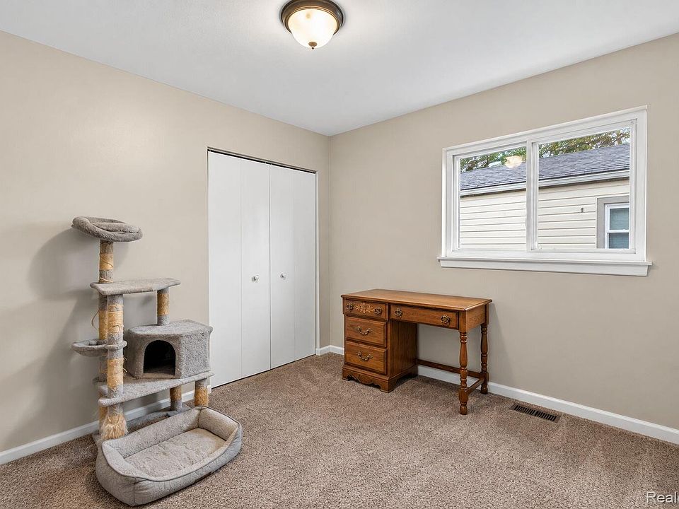 1334 Wilson Ave, photo 13