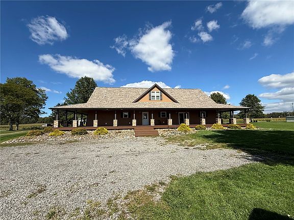4th image of 1666 District Rd