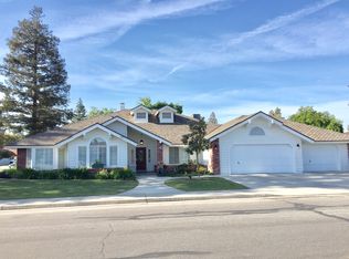 9401 Greenhaven Ct, Bakersfield, CA