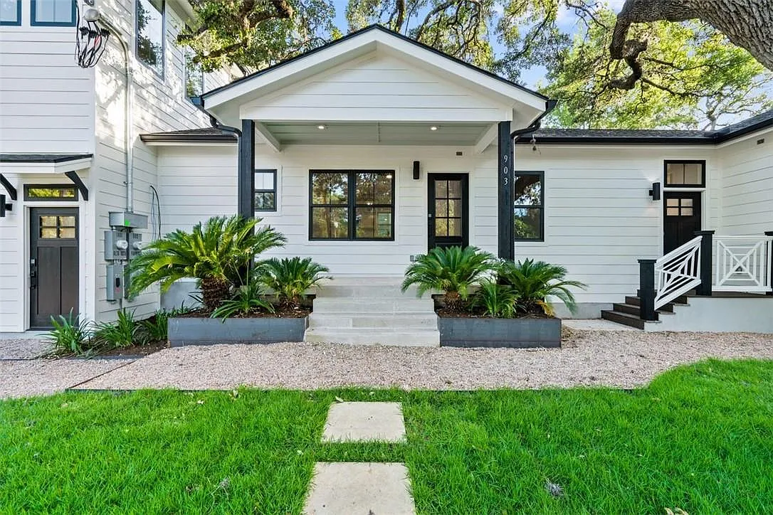 1 bed, 1.0 bath, 672 sqft, $2,750 — Photo 1