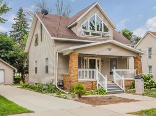 848 Crosby St NW, Grand Rapids, MI 49504