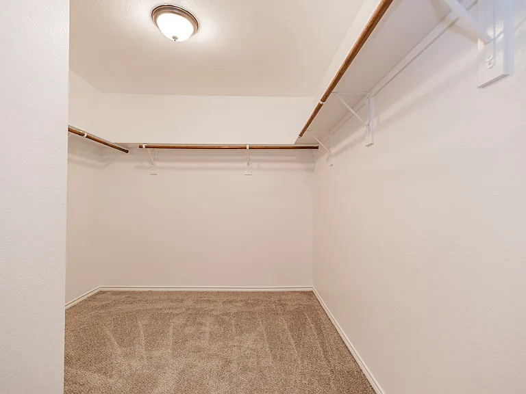 1120 Decker Dr — Photo 7