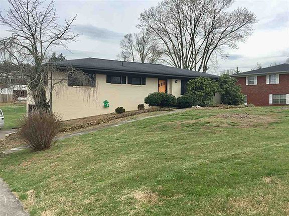 5th image of 2666 Lakemoore Dr