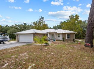 232 Kyte Rd, San Mateo, FL 32187