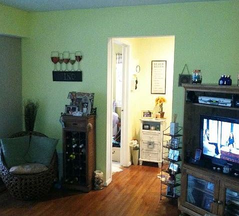 3rd image of 215-225 West Broadway