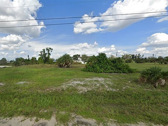 5th image of 217 SW 10th Ave