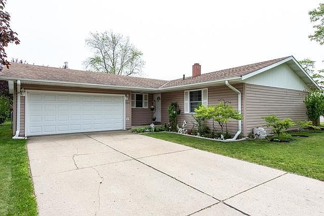 1st image of 9957 W Oak Forest Dr