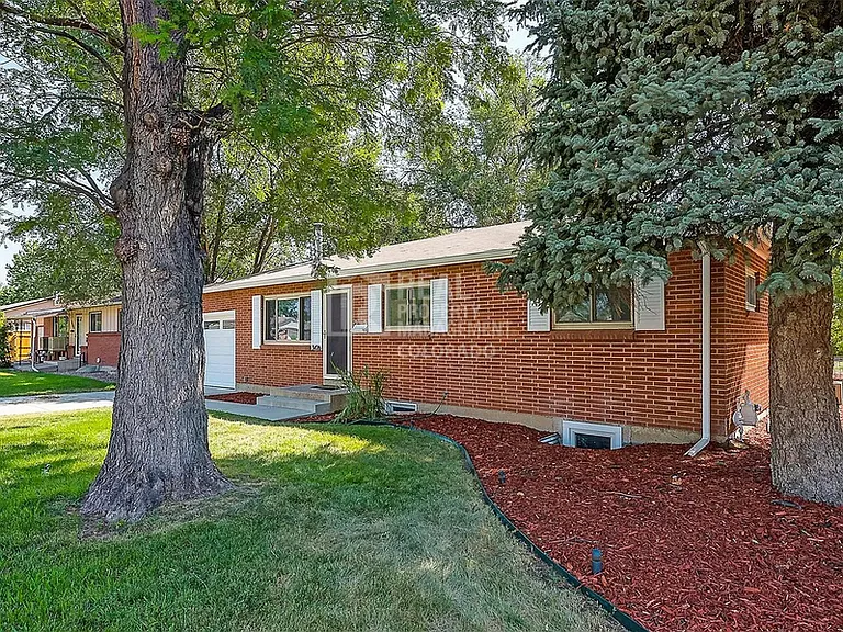 3426 S Wolff St — Photo 2