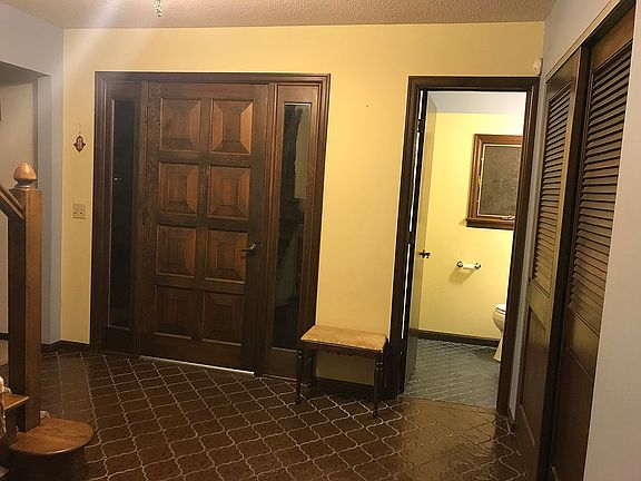 foyer and 1st floor bathroom