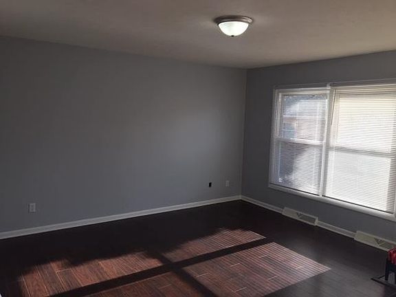 4th image of 7738 Garden Ln APT 2