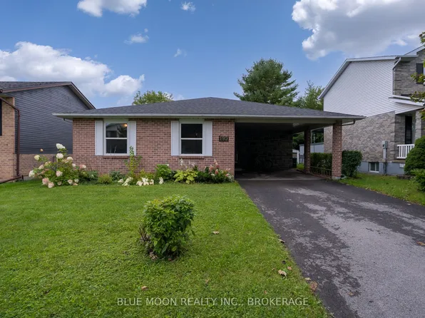 195 Splinter Ct, Kingston, ON K7M 7Z3