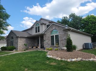 357 S Hill Rd, Versailles, KY 40383