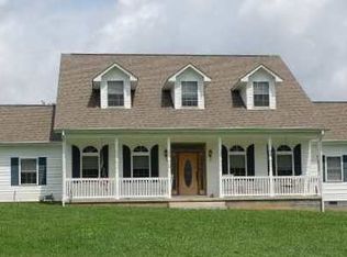 192 Evergreen Dr, Rose Hill, VA 24281