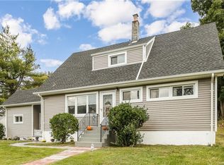 299 Hillside Ave, White Plains, NY 10603