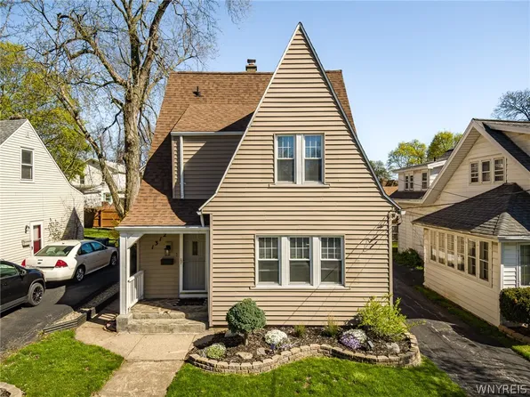 1312 Garrett Ave, Niagara Falls, NY 14305