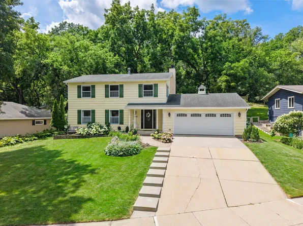 3740 Manor Woods Dr NW, Rochester, MN 55901