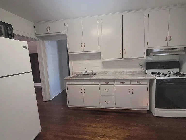 7122 Jackson Ave #2 — Photo 9