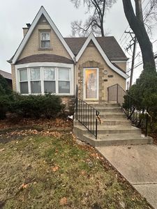 9514 S Bell Ave, Chicago, IL, 60643