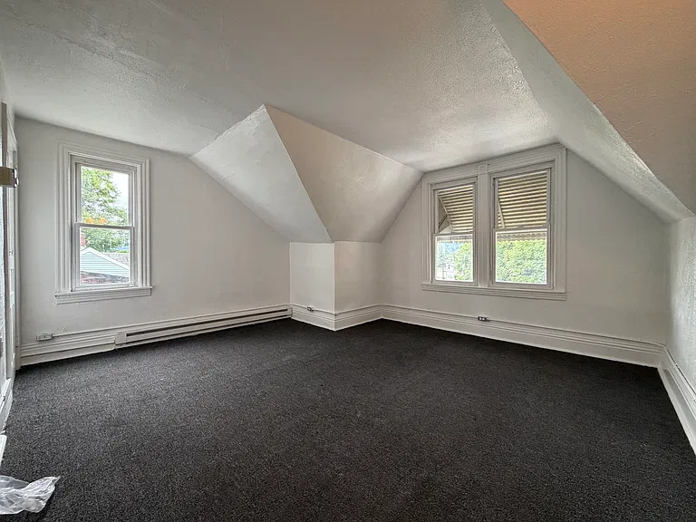 2348 McCook St — Photo 22