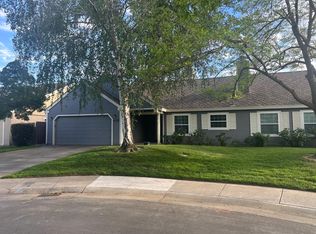 1172 Spruce Tree Cir, Sacramento, CA
