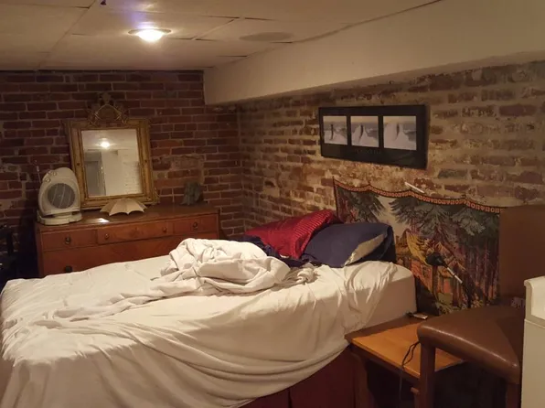 304 Hanover St APT 1, Boston, MA 02113