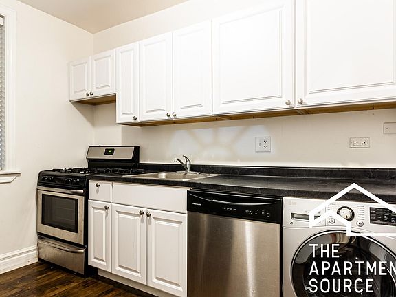 4th image of 2131 W Giddings St #1AA