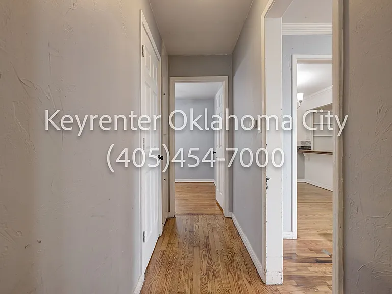 1622 W Britton Rd — Photo 21