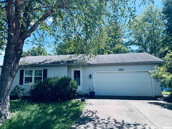 400 E Lynwood Dr, Athens, IL 62613