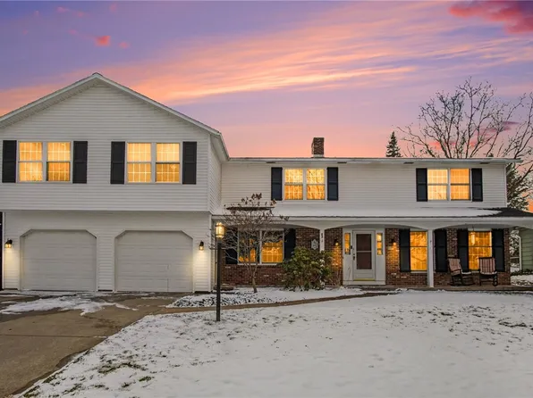 83 Hawthorne Dr, Spencerport, NY 14559