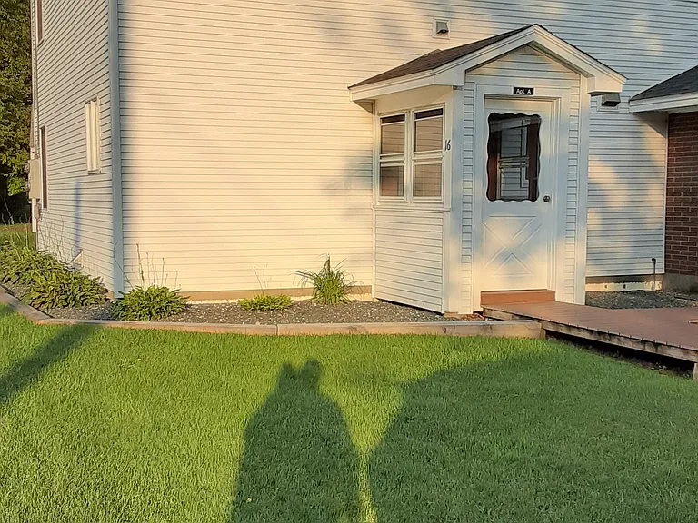 16 Memorial Dr #A — Photo 11