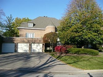 1st image of 770 Ballantrae Dr APT B