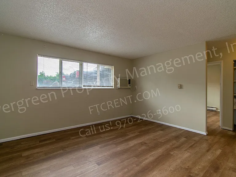 1931 Ross Ct — Photo 9