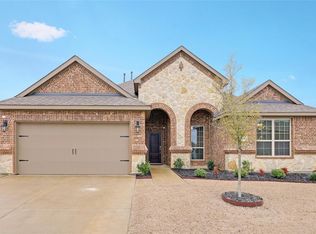 272 Georgetown Dr, Forney, TX 75126
