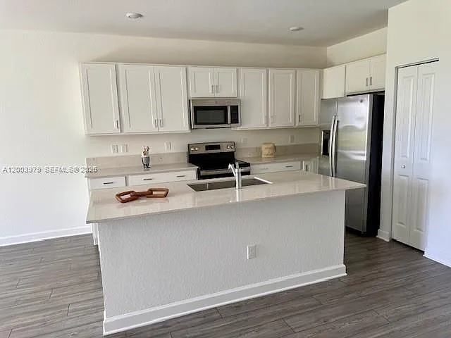 868 SE Grovebush Ln — Photo 11