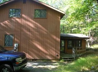 3123 Woodcrest Ave, Effort, PA 18330