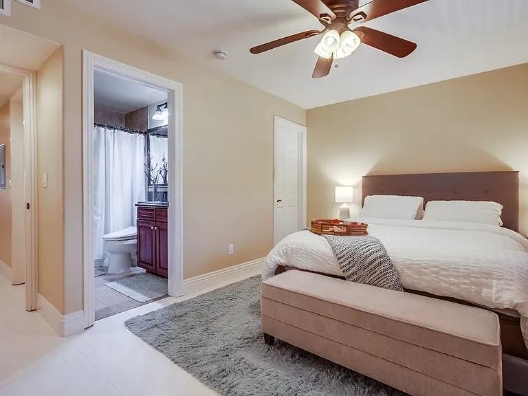 525 Marine St #1 — Photo 10