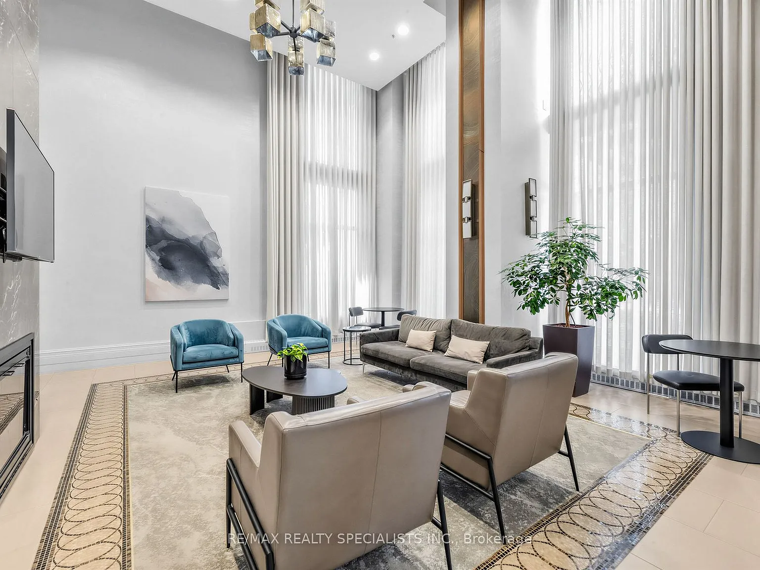 2 bed, $2,100 — Photo 4