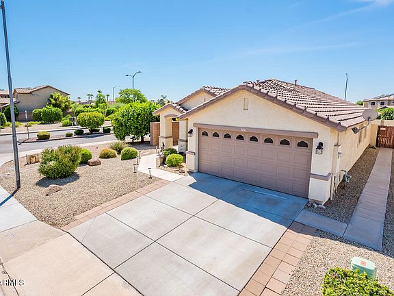 3rd image of 15209 W Bola Drive