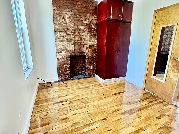 5th image of 4712 4th Ave APT 4