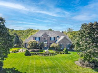 3037 Walnut Ridge Dr, Ann Arbor, MI 48103