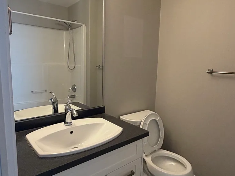 146 Palliser Ct — Photo 24