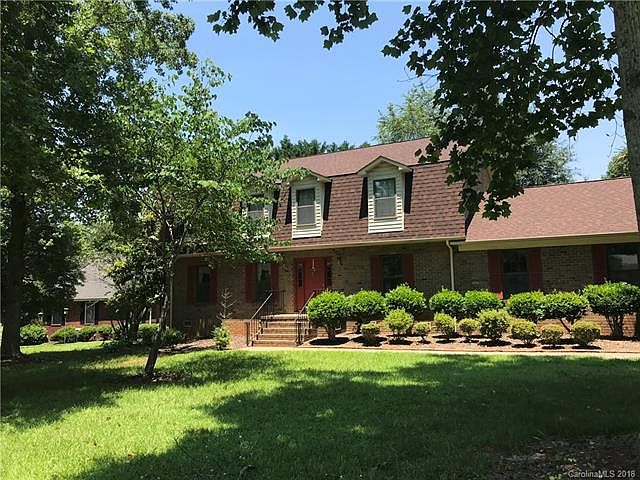 1st image of 3122 Tanglewood Dr