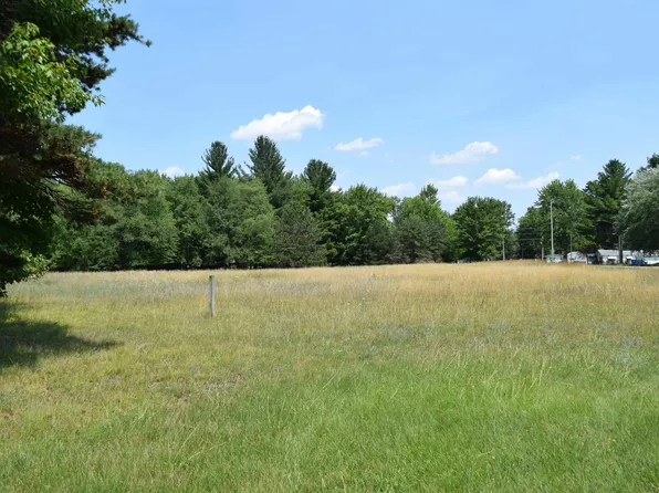Murphy St, Coleman, MI 48618