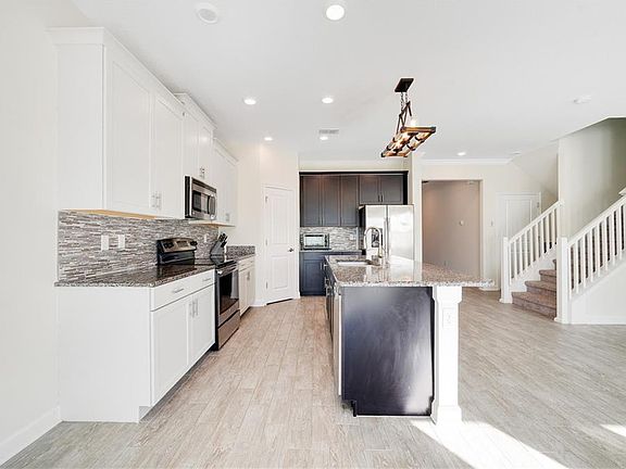 3rd image of 3376 Cordgrass Pl