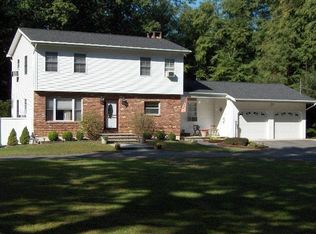 23 Spring St, Tillson, NY 12486