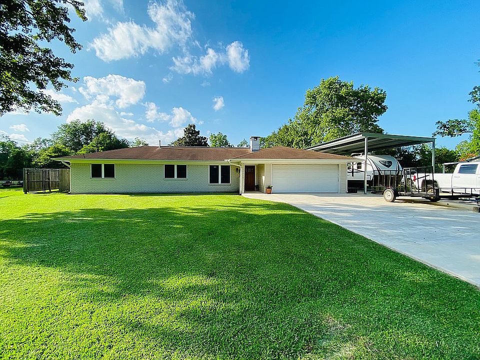 1st image of 571 Jackson Dr
