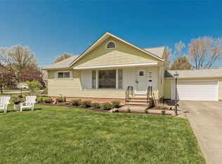 368 E 280th St, Euclid, OH