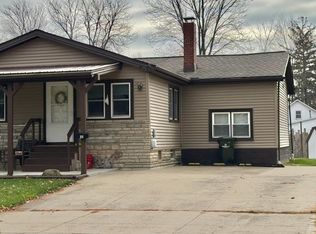 114 Adams St, Wellington, OH